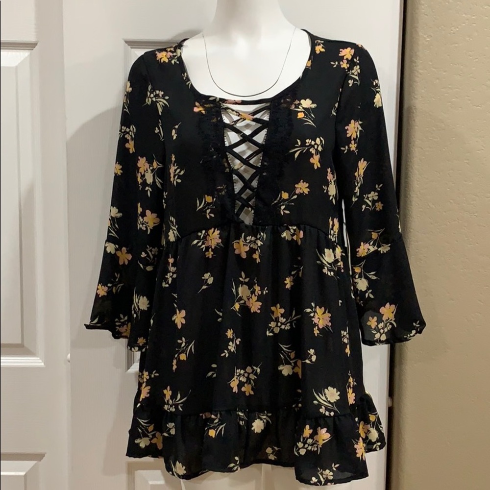 Altar’d State Top – black and creamy orange floral